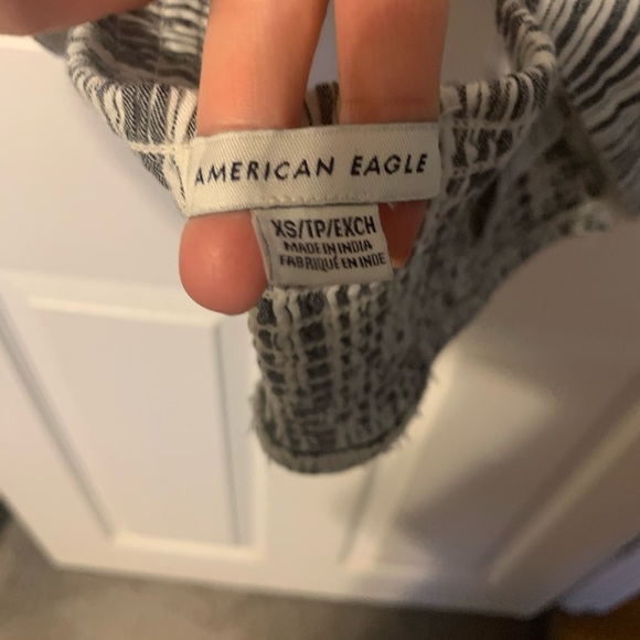 XS American Eagle crop top - Picture 3 of 3